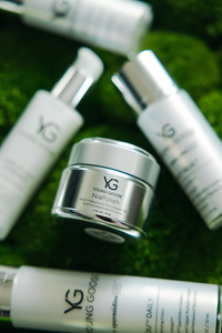 Thumbnail for Young Goose - NiaPolish, NAD+ Boosting 3D Exfoliator (50ml)